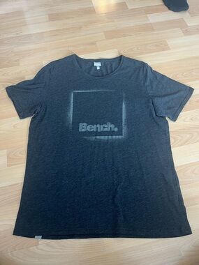 Bench Charcoal Gray Logo Crew Neck T-Shirt size XL